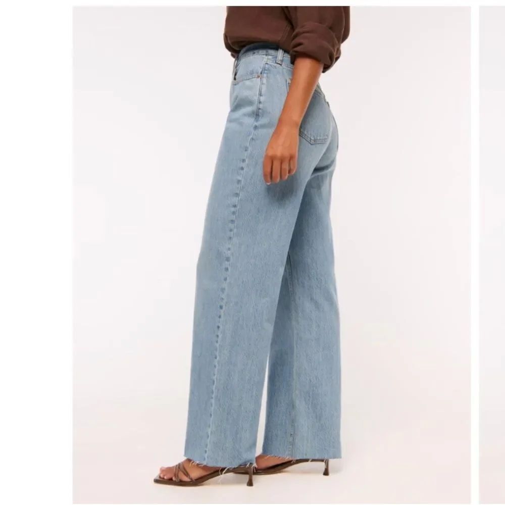 Abercrombie The Loose High Rise Curve Love Jeans 25 0L Light Wash Baggy Wide Leg